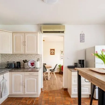 Holiday home Chez Monette Nance